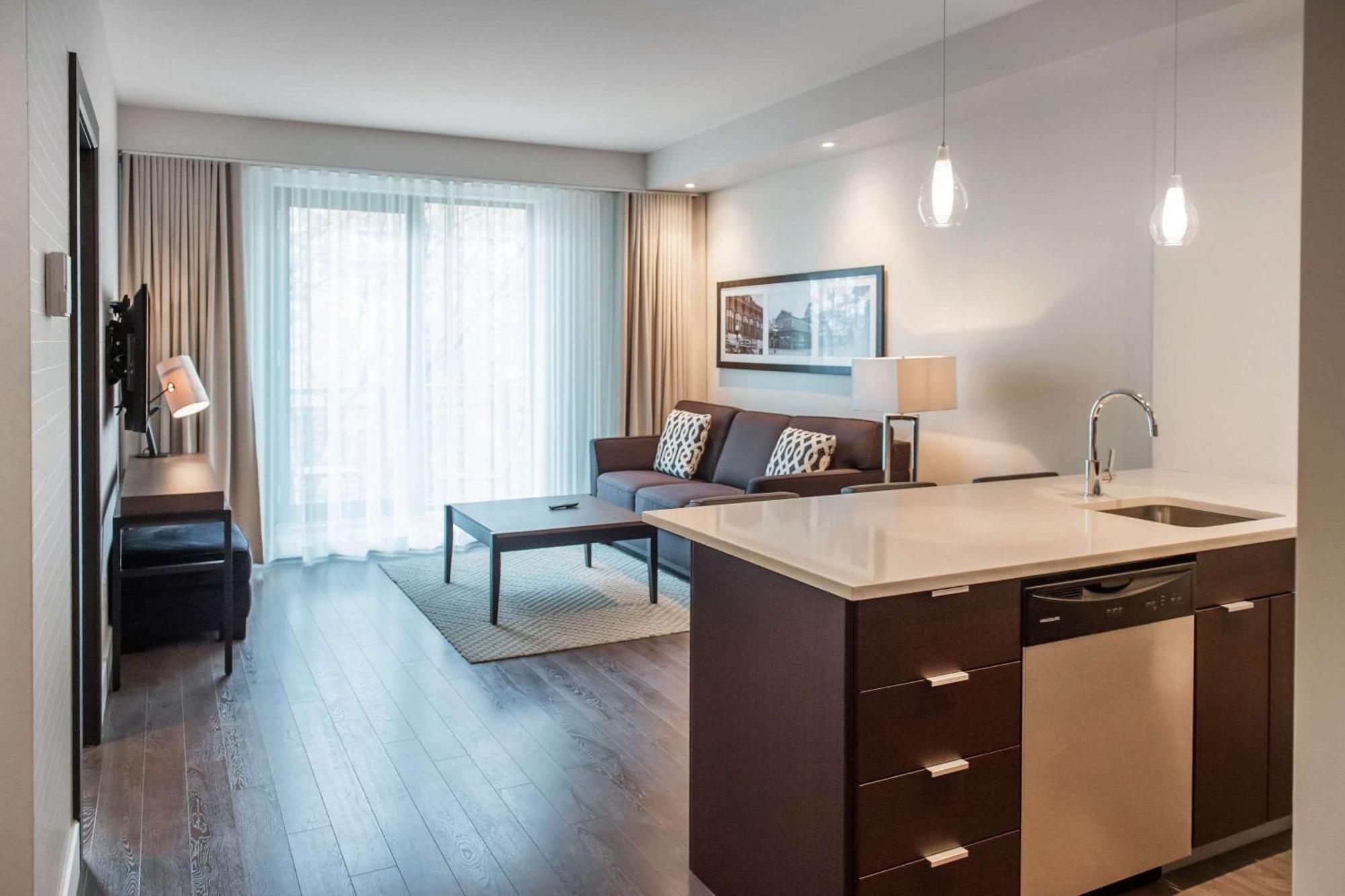 เลอ สวีท วิกตอเรีย แอน แอสเซนด์ โฮเต็ล คอลเลคชั่น เมมเบอร์ Hotel กาติโน ภายนอก รูปภาพ